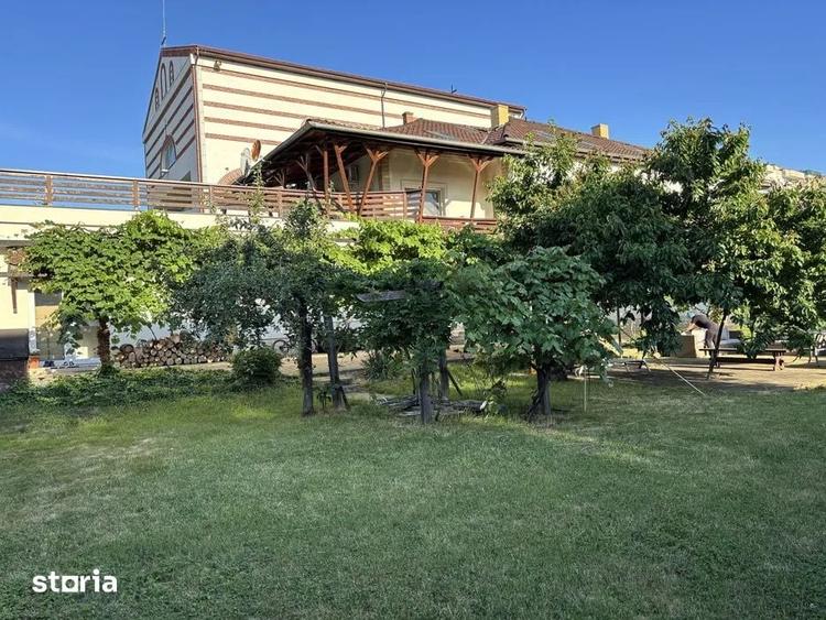 Casă cu Teren 500 Mp în Între Lacuri
