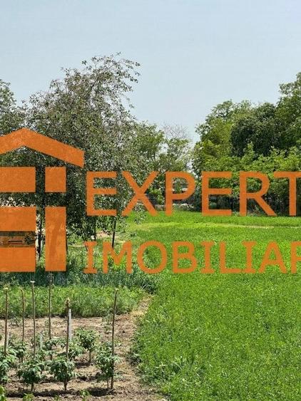 Casa e vanzare, situata in MIHAIL KOGALNICEANU - 13