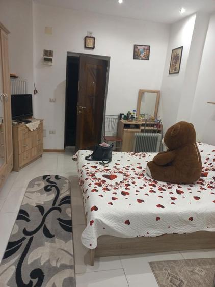 Vand garsoniera confort 2 zona Aviatori ,Bacau - 4