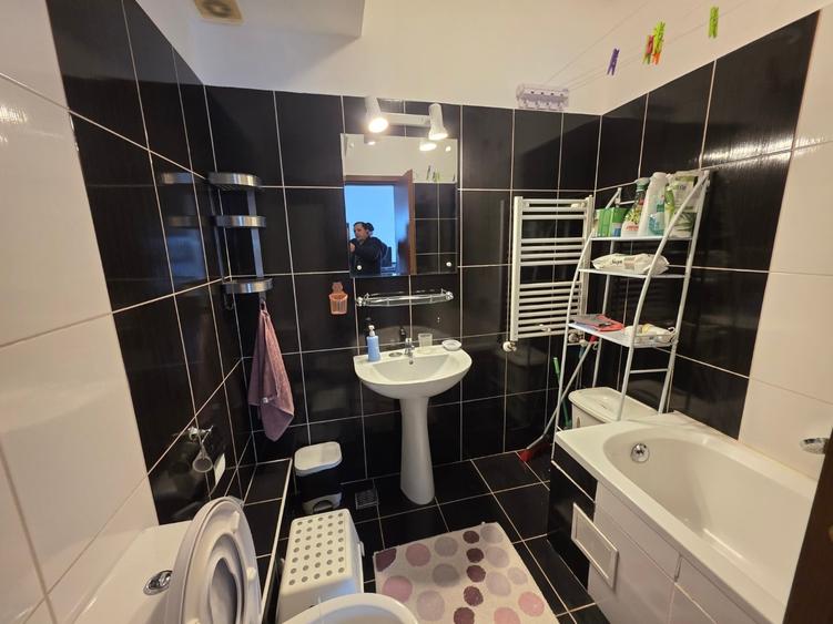 1 Decembrie 1918, 10 minute metrou, strada Fetesti, bloc 2018 - 2