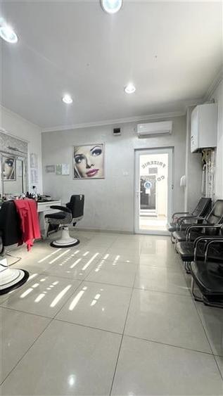 Spatiu ideal pentru afacerea ta  Tomis 3, parter bloc, pretabil pt mai multe ac - 2