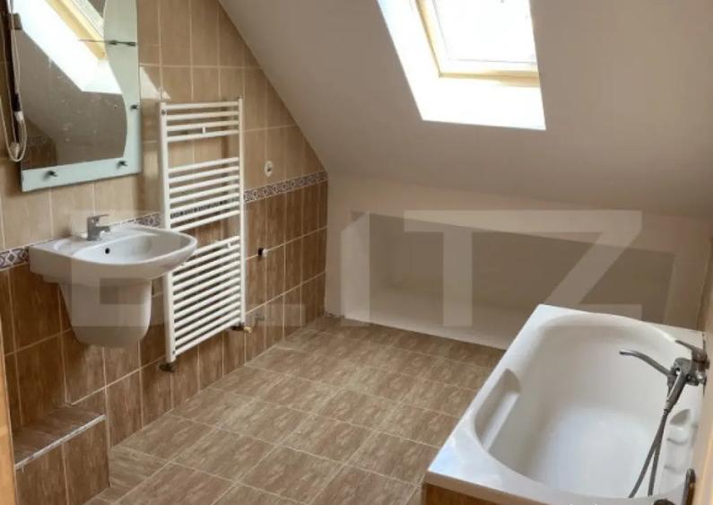 Apartament 2 dormitoare, 83 mp, zona Podul Jelnei - 3