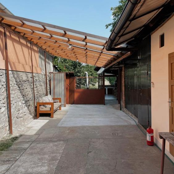 Casa de vanzare Vadu-Crisului - 2