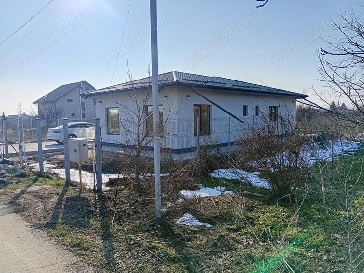 casa la curte Mogosesti - 5