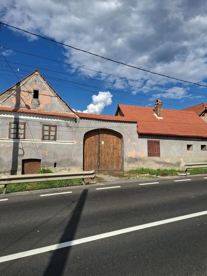 Casă cu 4 camere în Saschiz