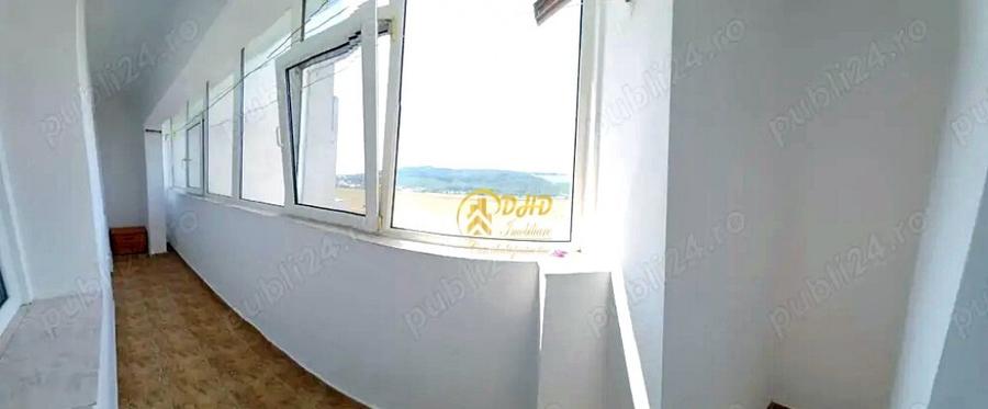 Apartament cu 3 camere in zona Dacia - 1