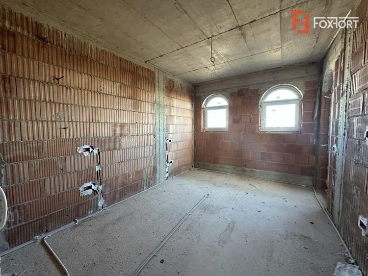 Comision 0% Casa individuala Mosnita in stil Neoromanesc cu 202 mp utili! - 13