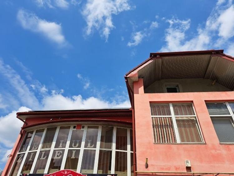 inchiriez spatiu comercial - 1