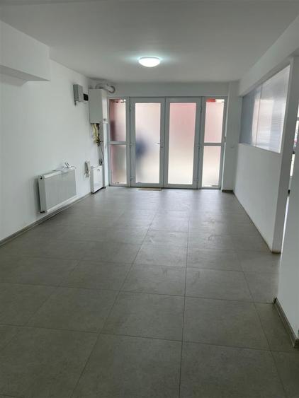 Spatiu comercial generos | 140mp | vitrina mare | 4 parcari | zona excelenta - 6