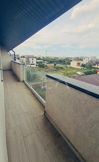 Apartament cu 4 camere in zona Trapezului - 2