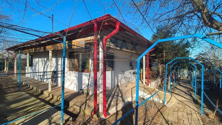 Casă + teren 3.495 mp- Bariera Traian - Pentru dezvoltare rezidențială - 1