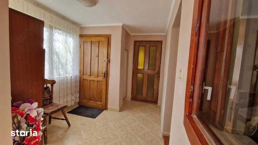 Casa cu teren de 2400 mp - 7