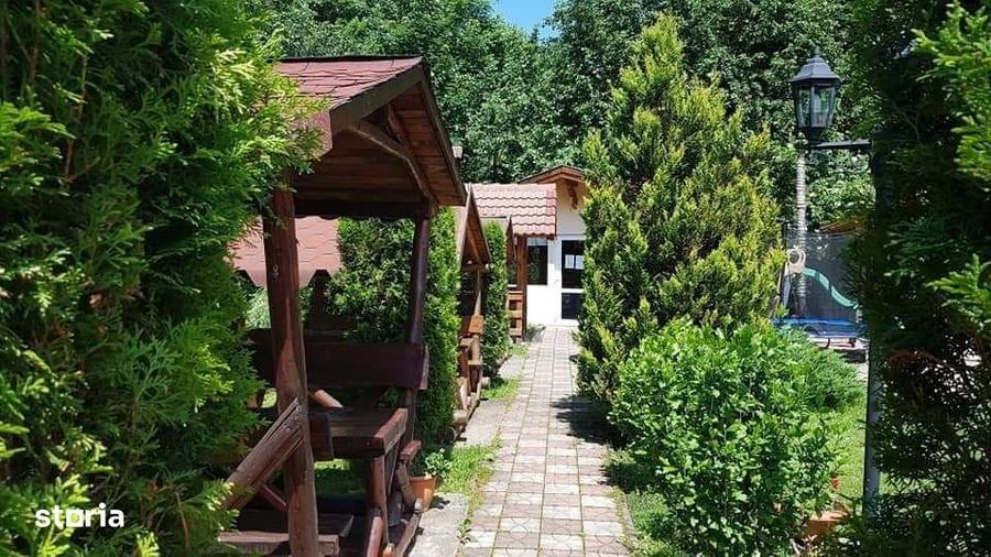 Pensiune 11 camere,Moieciu-Cheia - 1