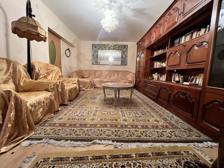 Apartament ultracentral 3 camere Maior Sontu Pitesti - 2