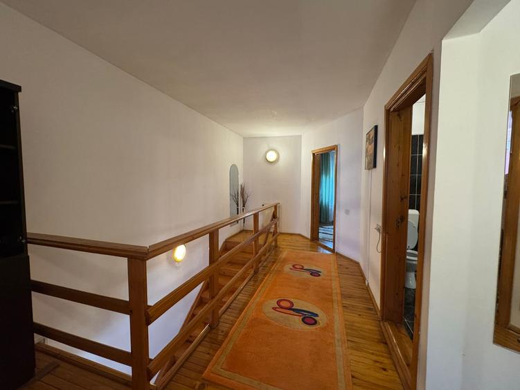 De inchiriat Vila cu piscina (vedere la mare) - 12