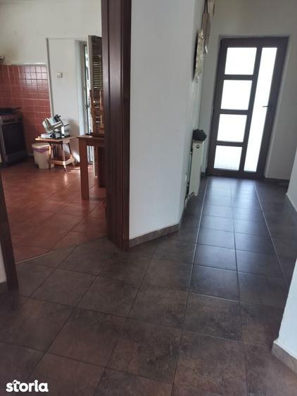 Vand casa parter cu mansarda Coliba?i - 13