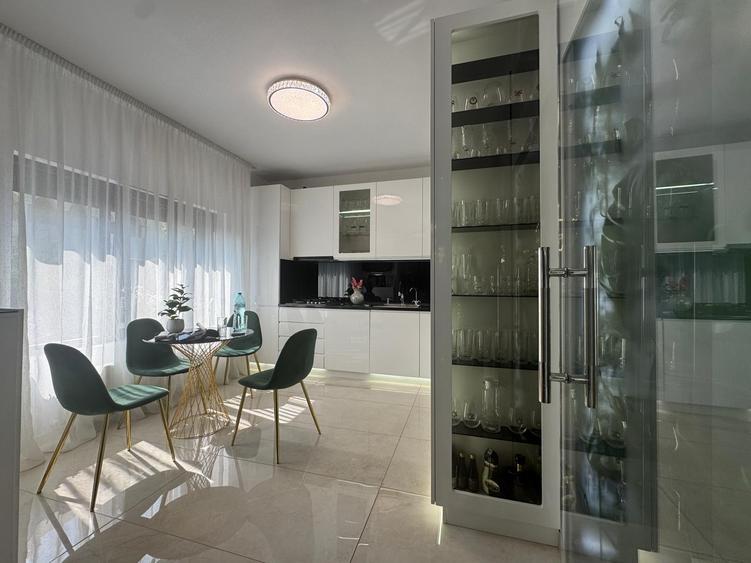 Individuala - 4 Camere - Mobilata si Utilata - LUX - 12