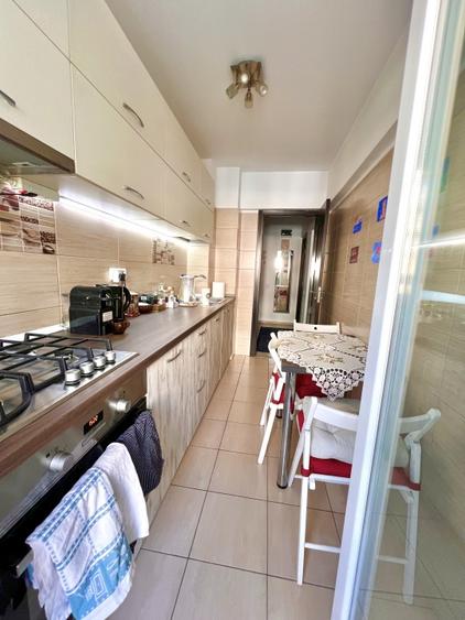 2 camere renovat in bloc Perla - 16