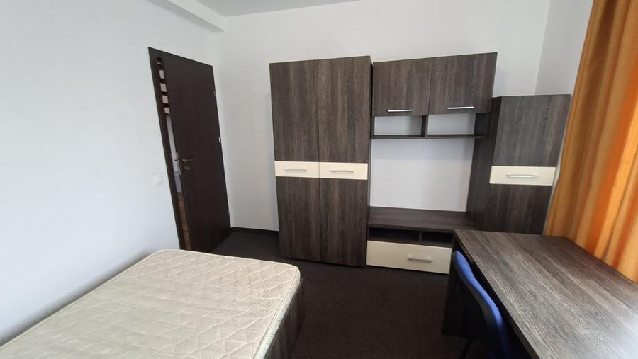 De inchiriat ap. 4 camere, Tg. Mures, 7 Noiembrie, Zona UMF - 3