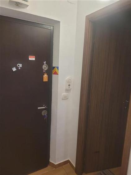 Apartament 3 camere decomandat, Zona Mioritei - 12