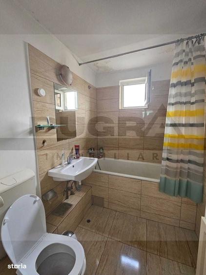 Apartament cu 3 camere decomandat în Între Lacuri