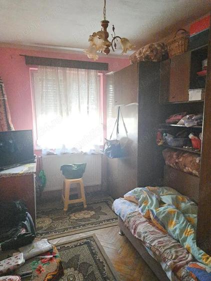 Apartament 3 camere de vanzare , Oituz M15 , et. 1 , 55.000 euro neg - 3