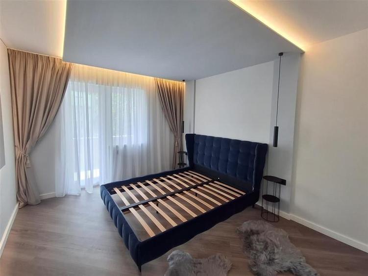 Apartament de LUX  2 camere decomandat pivnita zona Strand - 1