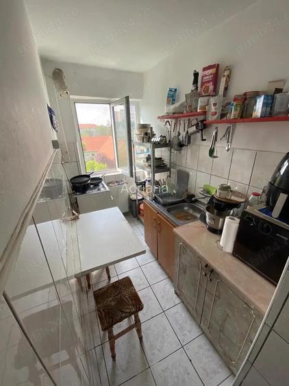 Apartament 2 camere Dacia semidecomandat langa Piata Dacia la 7 min de Iulius Mall Apartament 2 camere Dacia semidecomandat langa Piata Dacia la 7 min de Iulius Mall