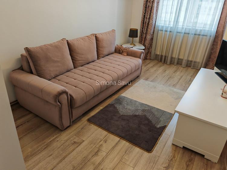 Apartament cu 2 camere decomandat, mobilat în Centrul Civic