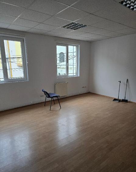 Sp de birou SC 120 mp , 5 bir plus anexe, Ultracentral-Primarie - 1