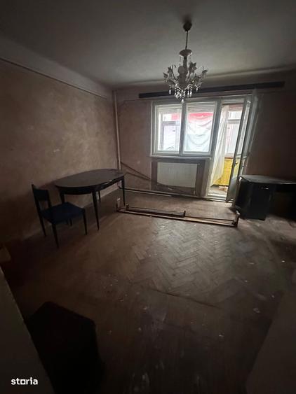 De vanzare apartament cu 3 camere, 2 debarale, zona excelenta 48.000e - 2