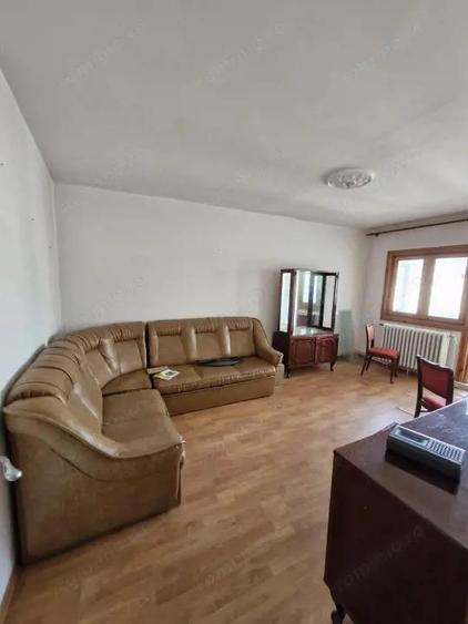 Apartament 3 camere Comane?ti, central. - 8