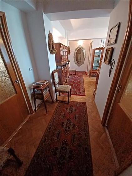 Apartament cu 4 camere decomandat, mobilat în Ultracentral