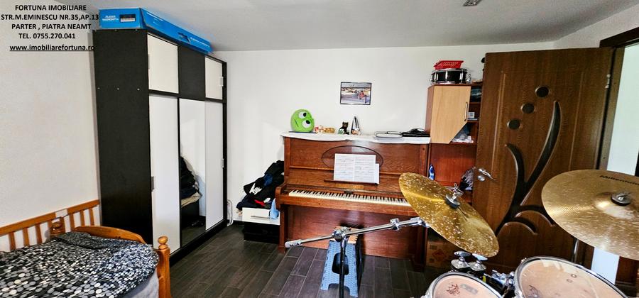 Casa la pret de apartament si teren 2358 mp, com .Girov - 9