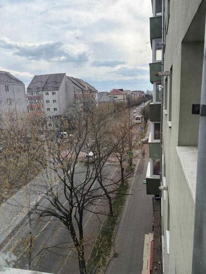 Apartament 3 trei camere zona centrala str Andrei Muresanu - 2