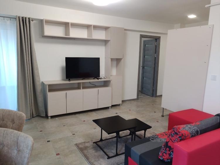 Apartament 2 camere,49 Mp La Cheie,Dambul Rotund ,propietar comision 0 - 3