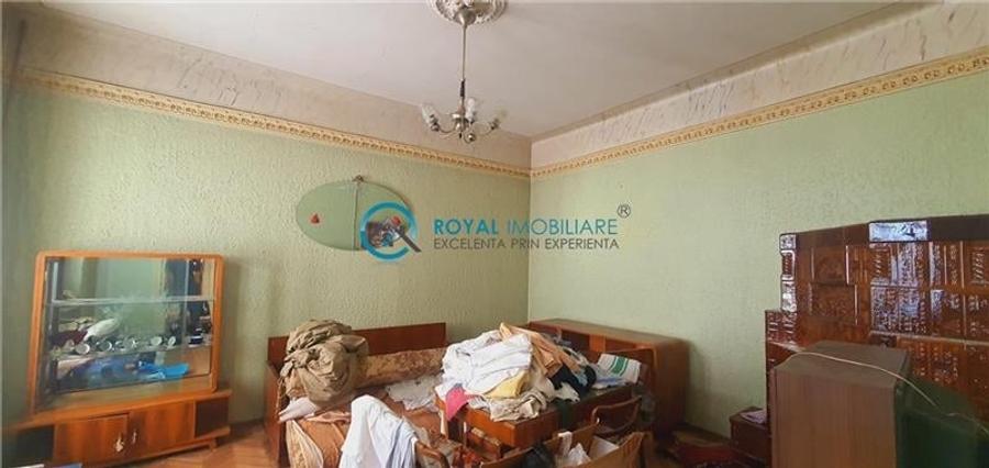 Royal Imobiliare - Vanzare imobil + teren zona Centrala - 2