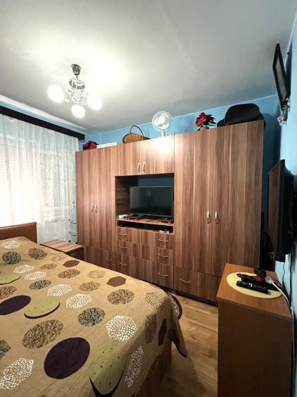 Apartament luminos 2 camere, decomandat, etaj 4 din 4, Micro 17 - 6