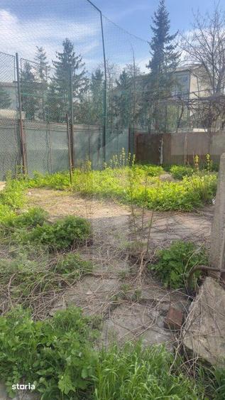 Casă cu 3 camere cu Teren 450 Mp în Central