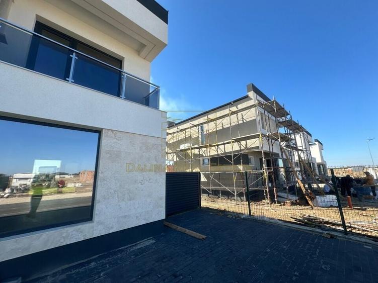 Vanzare Casa P+1 - 3 Dormitoare - 3 Bai - Berceni-Vidra - 7