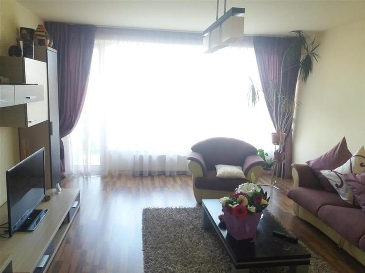 Apartament 3 camere decomandat 2 bai terasa 25mp parcare zona Turnisor Apartament 3 camere decomandat 2 bai terasa 25mp parcare zona Turnisor