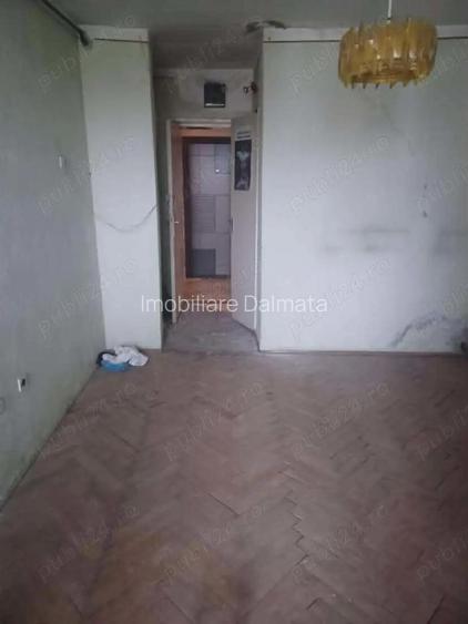 Garsoniera de vanzare , Ostrovului , etaj 4 4 , 14.800 euro negociabil