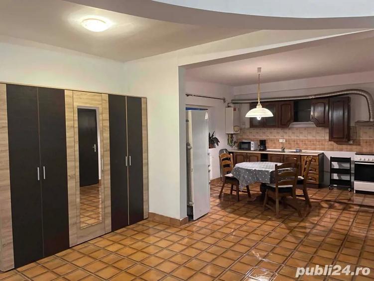 Inchiriez apartament 4 camere - 10