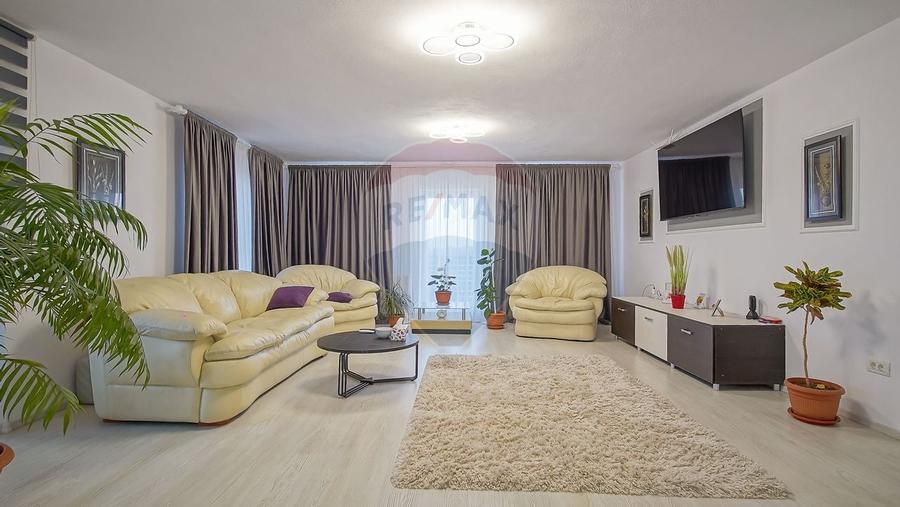 Comision zero, casa individuala + cabana A frame in Bod, la intrare - 13