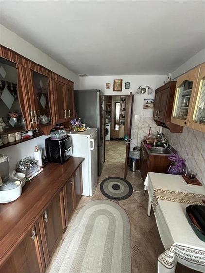 Apartament cu 2 camere de vanzare, 57mp, zona centrala, Piata Moldovei, Directia - 2