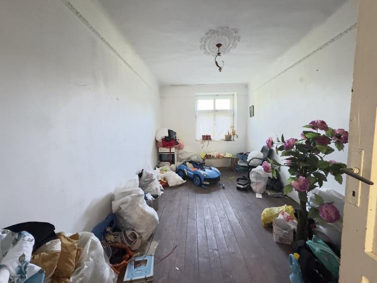 Apartament cu 2 camere în Moinești