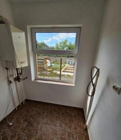 Bragadiru - casa de vanzare, 4 camere - 6