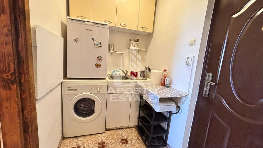 Garsoniera in zona Complexului Studentesc, Timisoara, etaj intermediar - 3