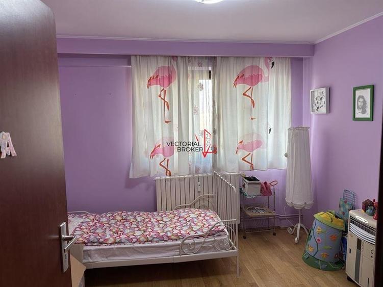 La 5 min de metrou OBOR, bloc reabilitat si anvelopat- gata de mutat! - 12