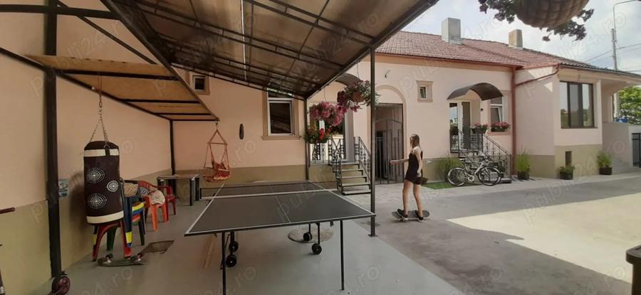 De vanzare casa cu trei apartamente separate amenajate si inchiriate in regim hotelier - 4